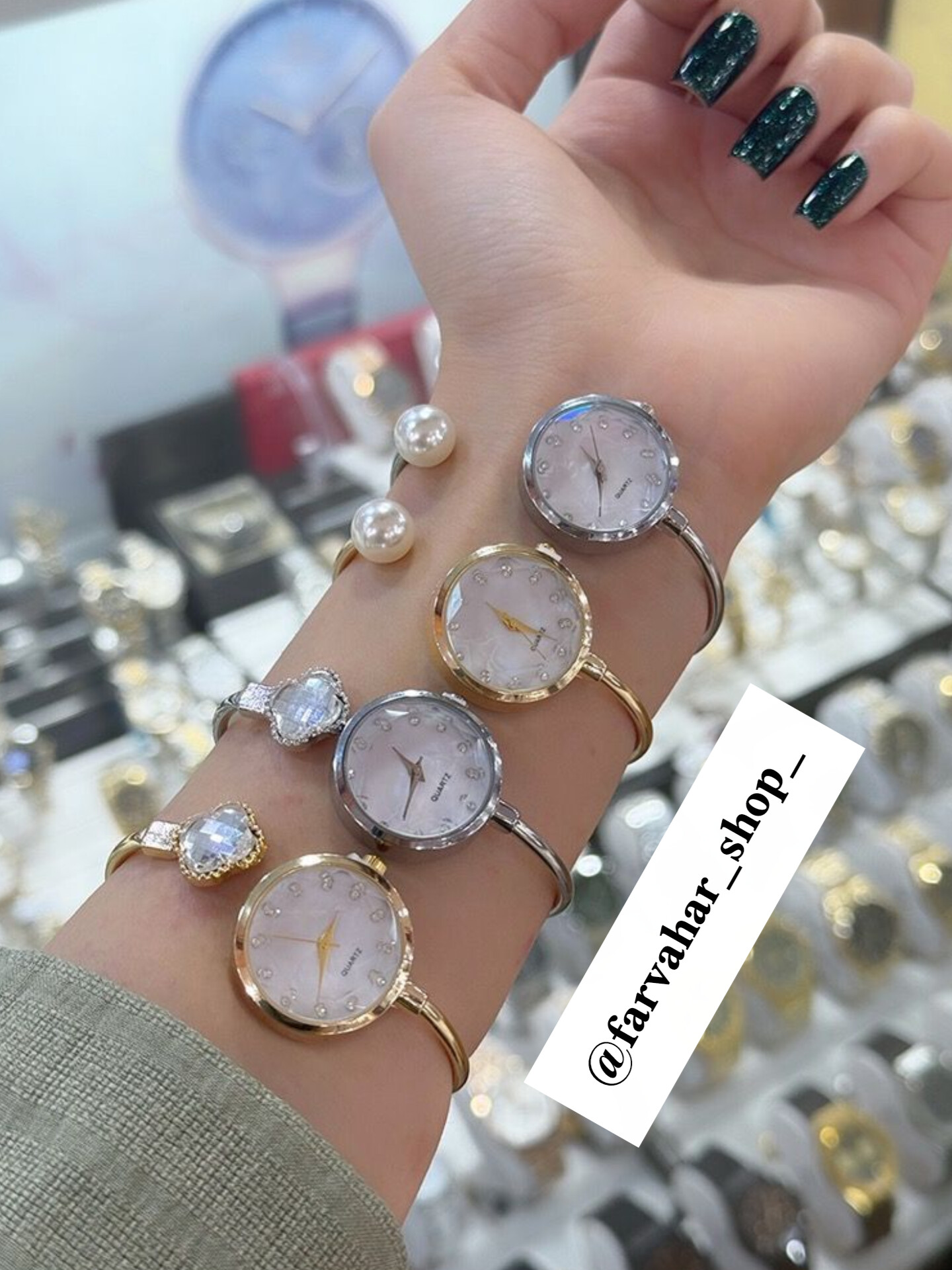 ساعت های زنانه ونکلیف و مروارید